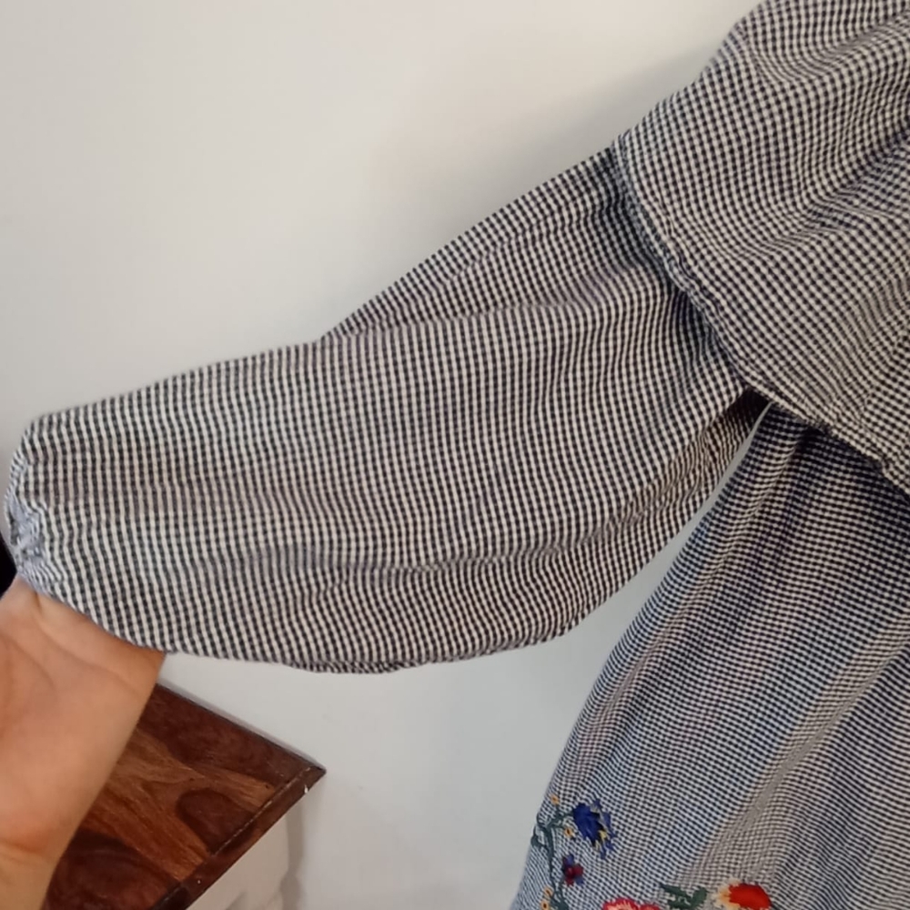 Zara Floral Navy and White Embroidered Top - Picture 13 of 16